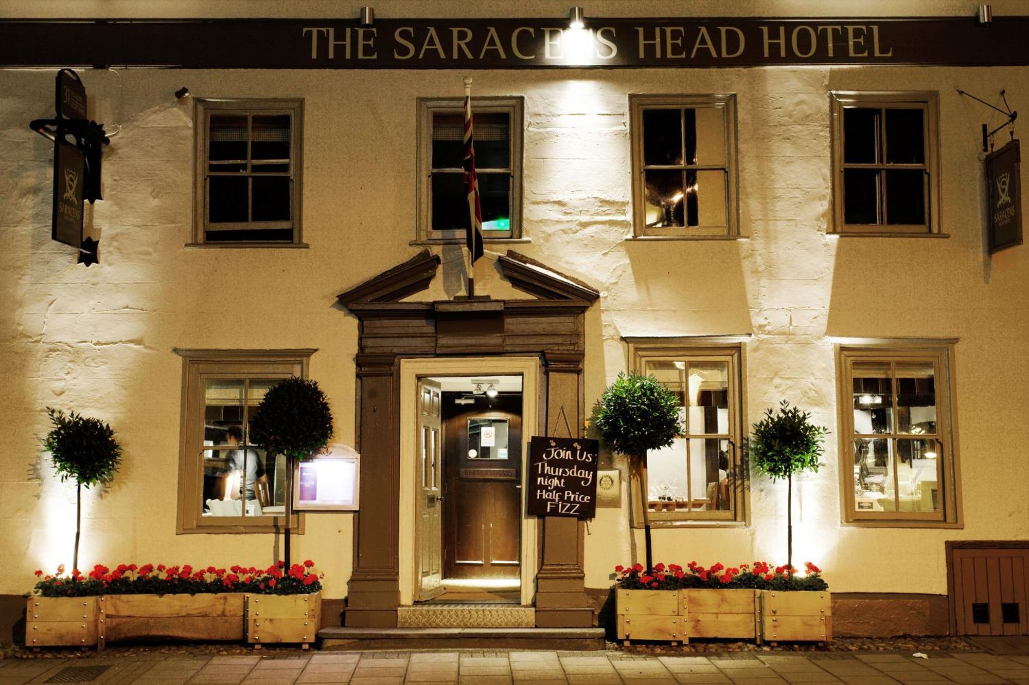 The Saracens Head Hotel Great Dunmow Bagian luar foto
